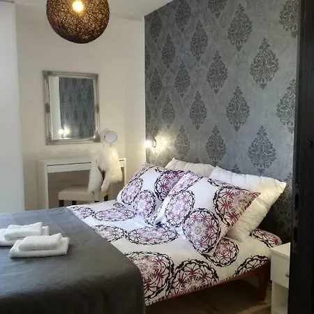 Ester Apartment *